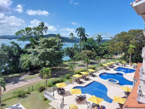 Piscina Radisson Canal