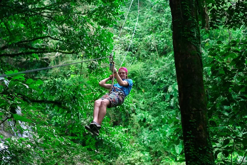 Canopy en el Valle de Antón, Aguas Termales, Zoológico el Níspero y panorámico de la India dormida.