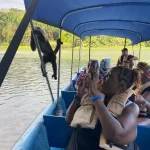 Safari acuático en Gamboa, isla de los monos.