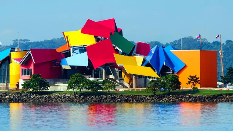 Tour de Museos (Biomuseo, Museo del Canal y Panamá La Vieja)