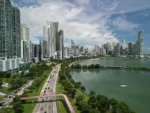 Vista de Av balboa en ciudad de panamá