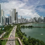 Vista de Av balboa en ciudad de panamá