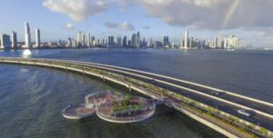 Vista aerea de la cinta costera 3 Panamá