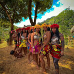 Mujeres de comunidad emberá en parque nacional chagres