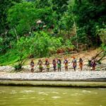 Comunidad embera en rio chagres